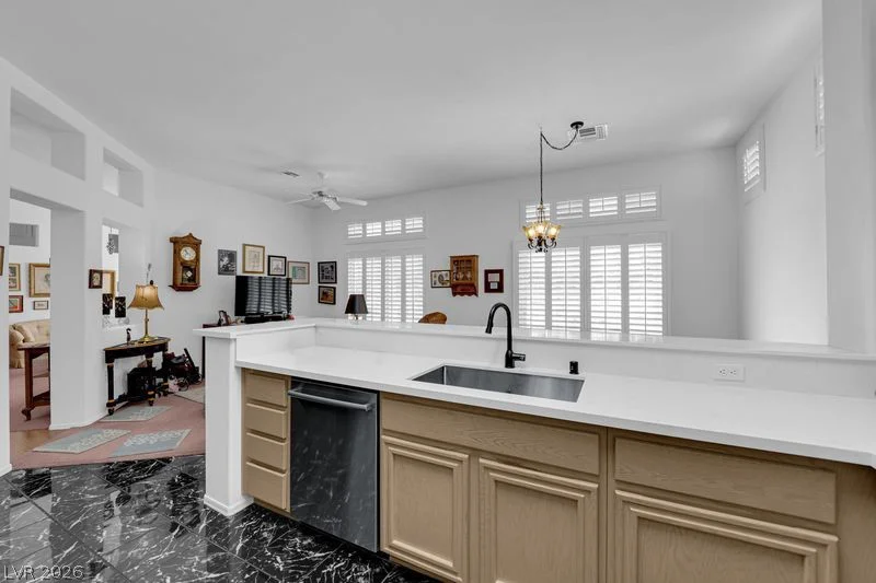 10641 Sky Meadows, Las Vegas, NV 89134