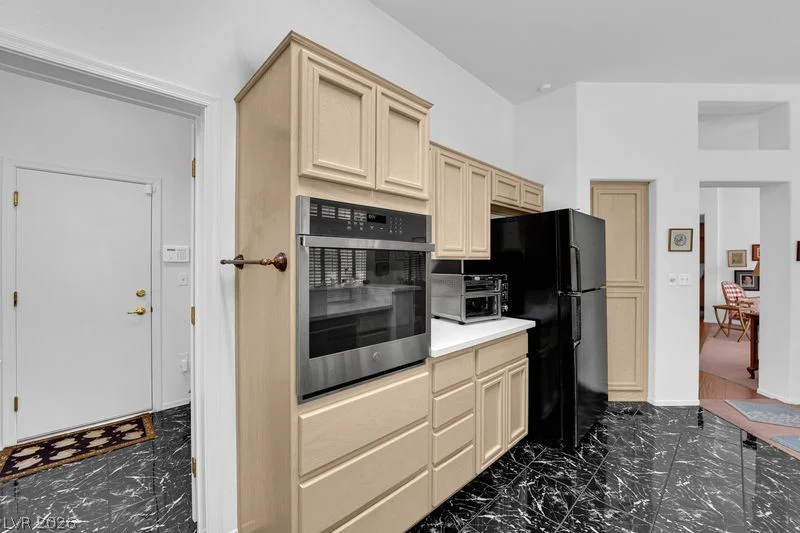 10641 Sky Meadows, Las Vegas, NV 89134