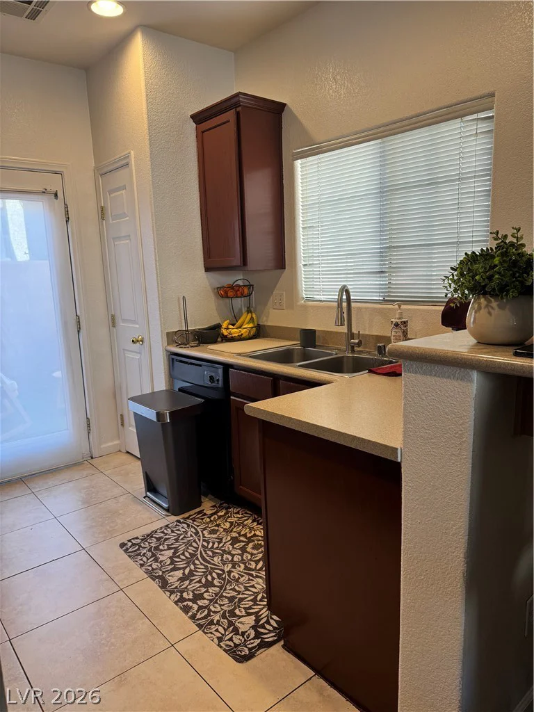 7937 Violet Dawn, Las Vegas, NV 89149