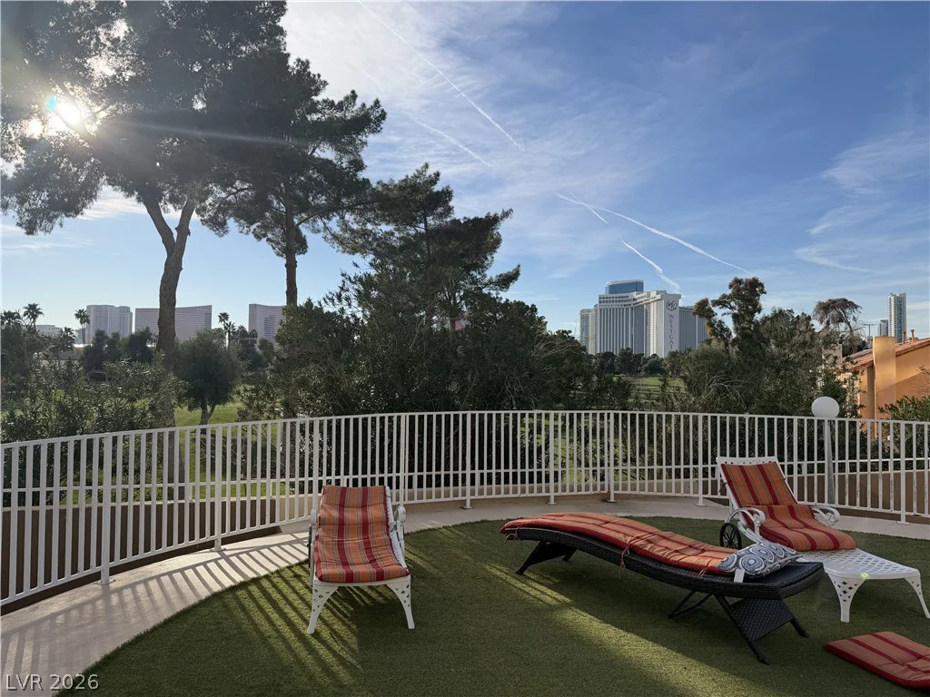 3111 Bel Air, Las Vegas, NV 89109