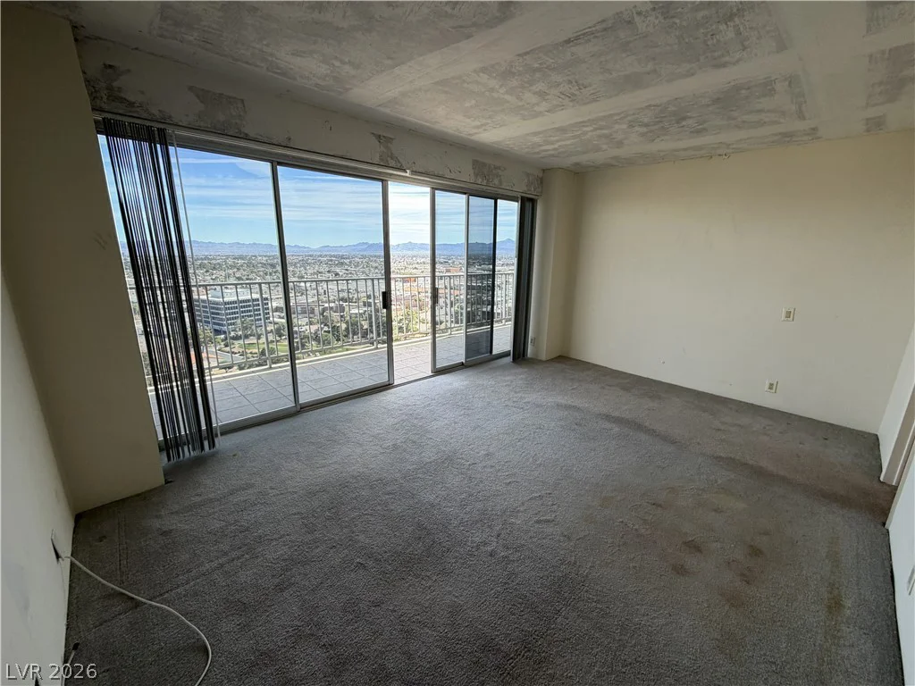 3111 Bel Air, Las Vegas, NV 89109