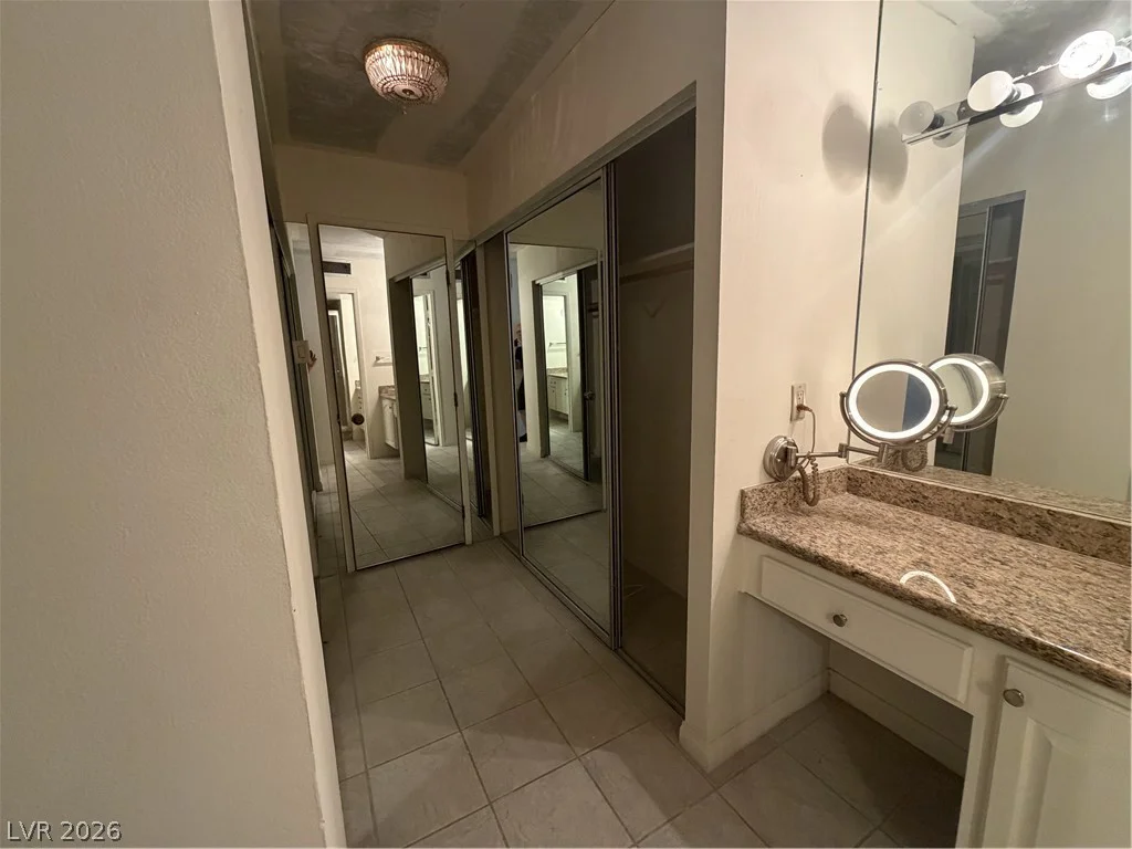 3111 Bel Air, Las Vegas, NV 89109