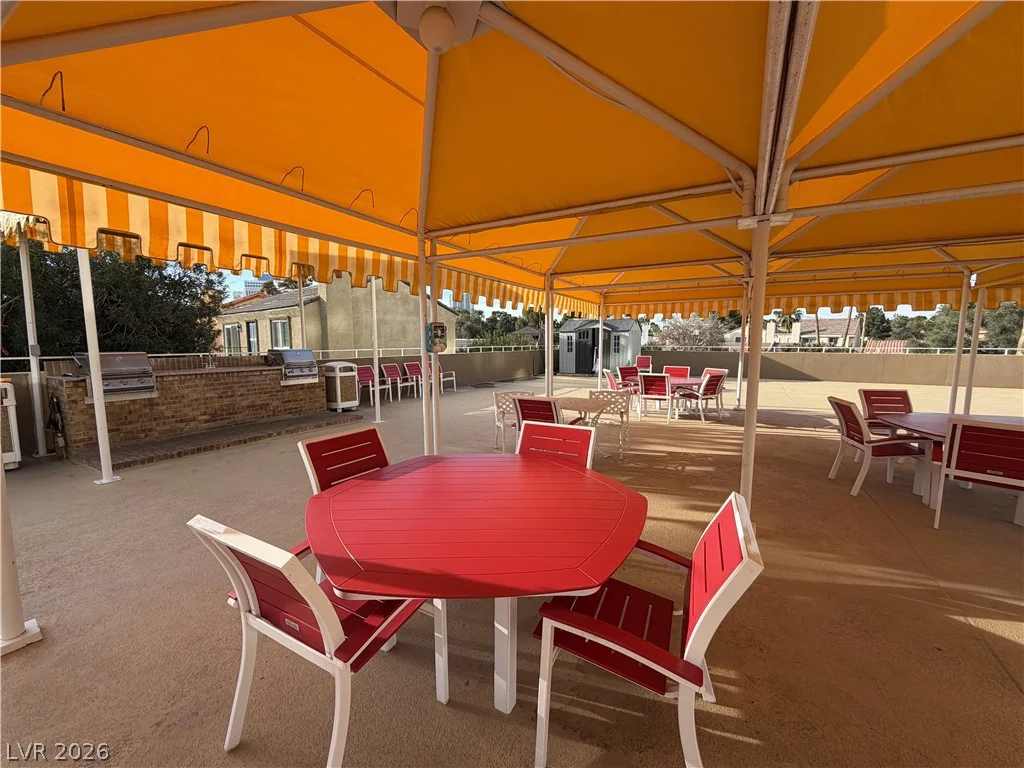 3111 Bel Air, Las Vegas, NV 89109