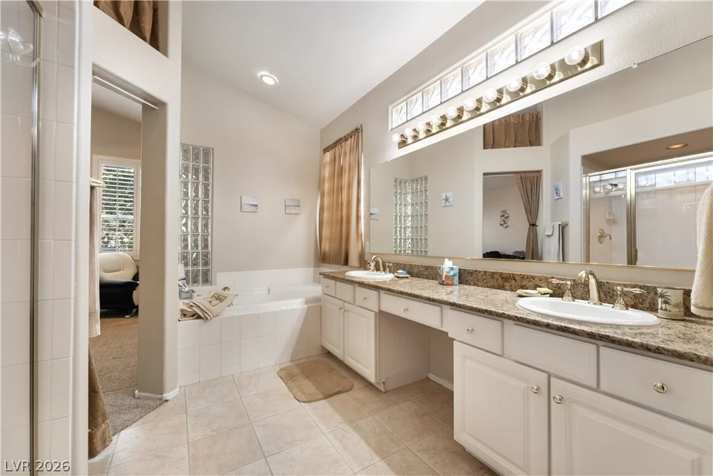 1300 Elk River, Las Vegas, NV 89134