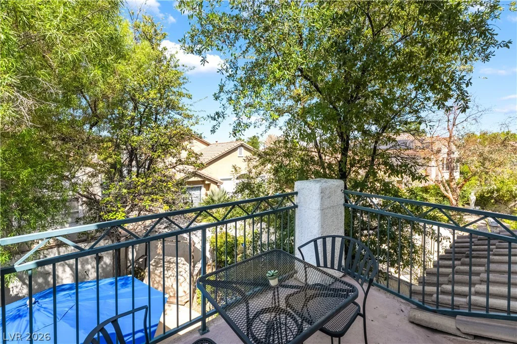 1300 Elk River, Las Vegas, NV 89134