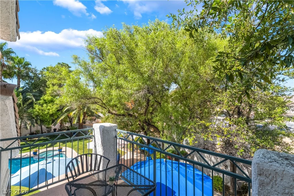 1300 Elk River, Las Vegas, NV 89134