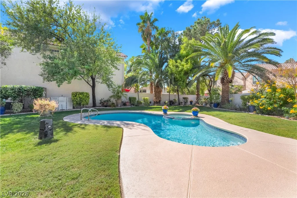 1300 Elk River, Las Vegas, NV 89134