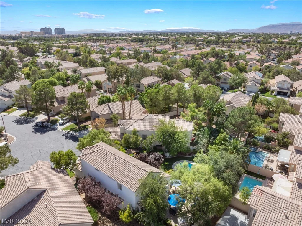 1300 Elk River, Las Vegas, NV 89134