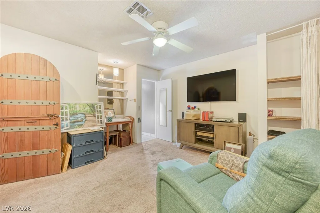584 Mona, Henderson, NV 89015