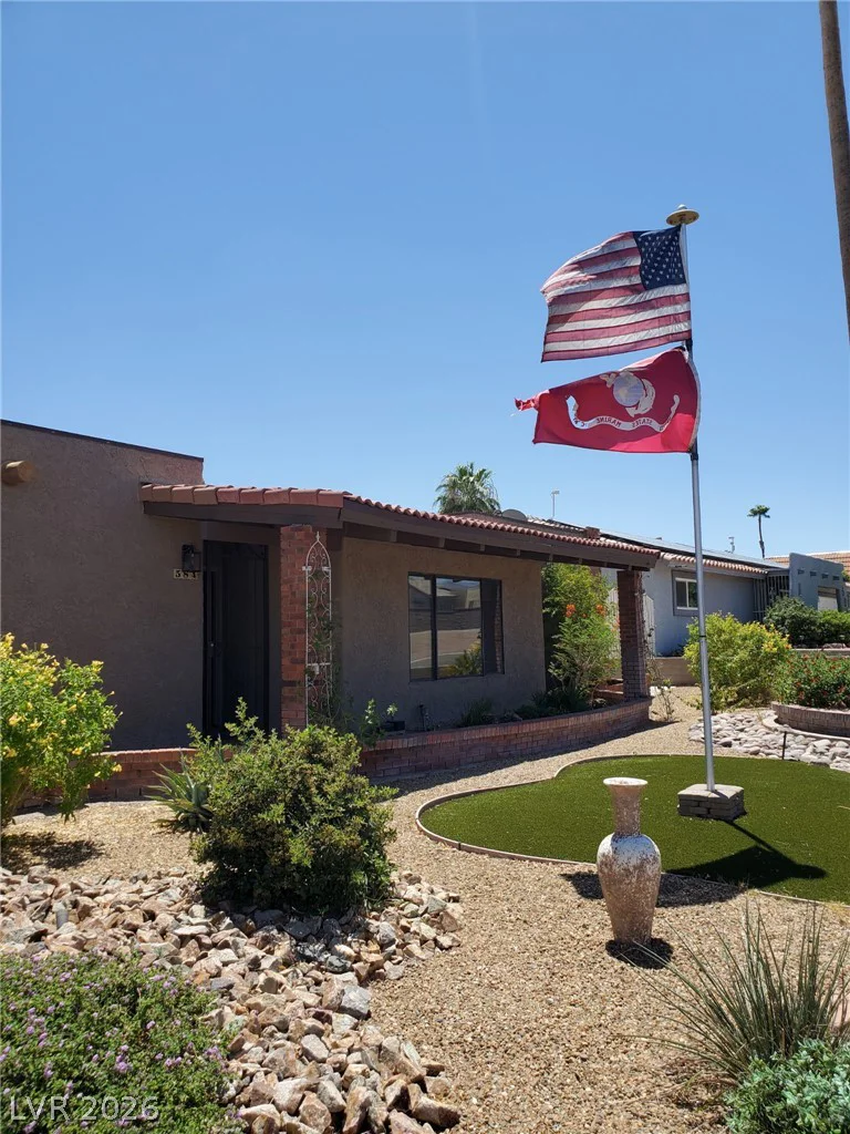 584 Mona, Henderson, NV 89015