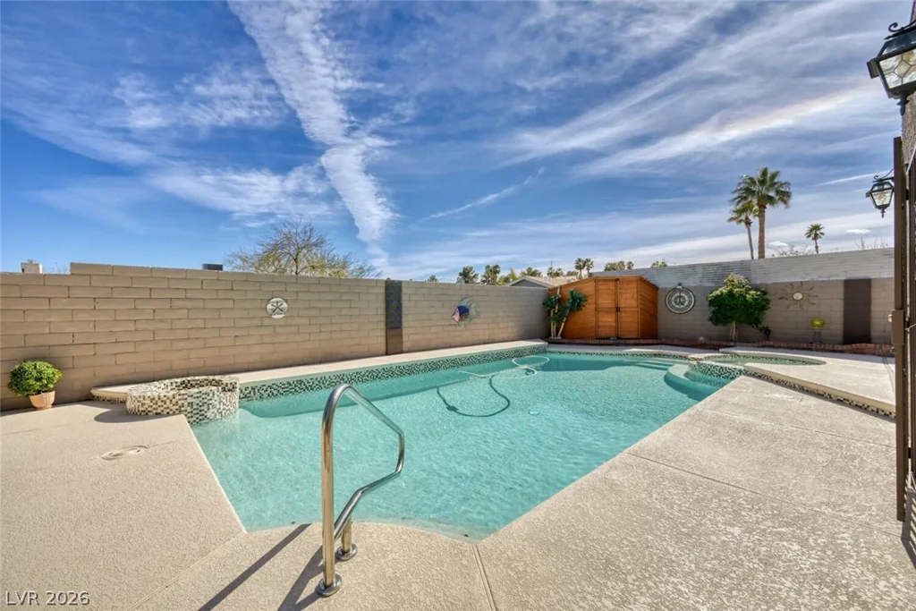 584 Mona, Henderson, NV 89015