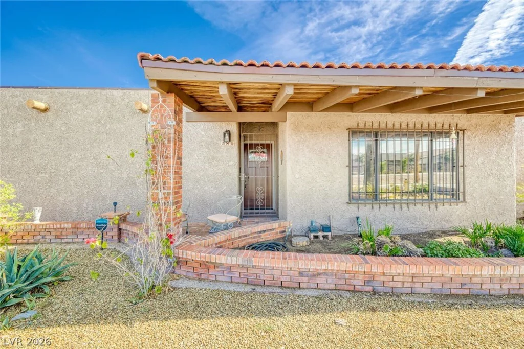 584 Mona, Henderson, NV 89015