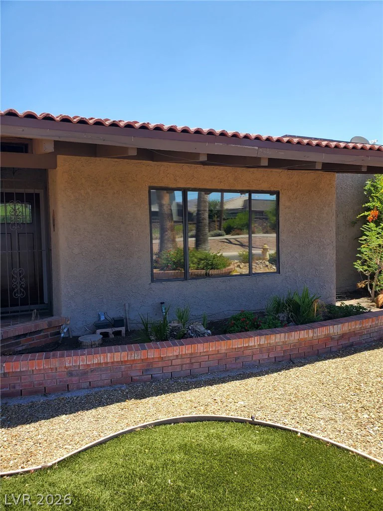 584 Mona, Henderson, NV 89015