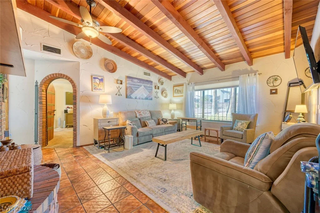 584 Mona, Henderson, NV 89015