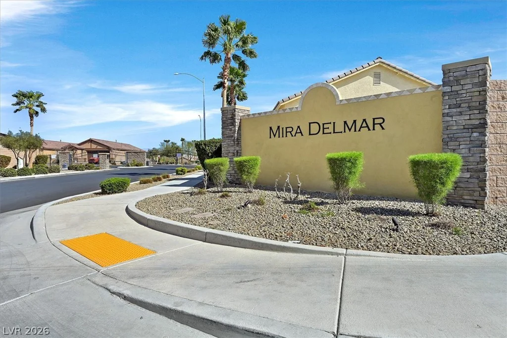 1102 Edel Hest, North Las Vegas, NV 89081