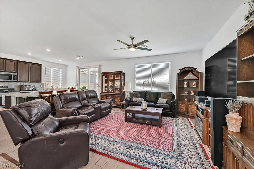 1102 Edel Hest, North Las Vegas, NV 89081