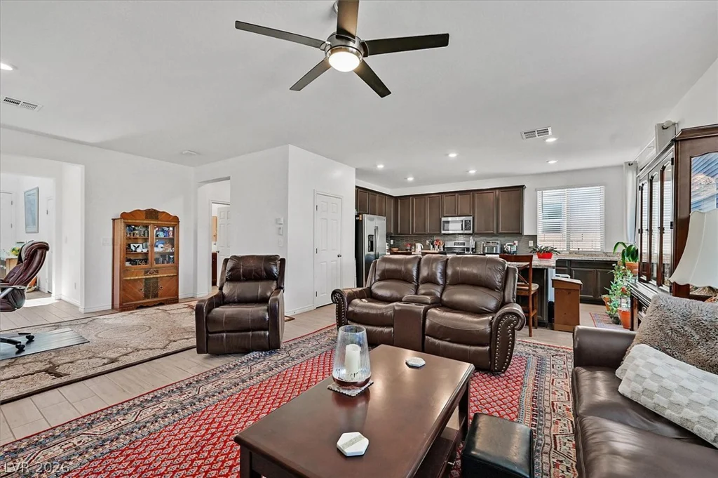 1102 Edel Hest, North Las Vegas, NV 89081
