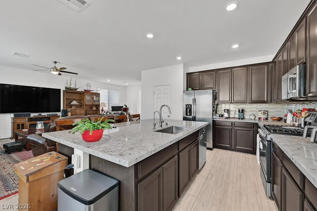 1102 Edel Hest, North Las Vegas, NV 89081