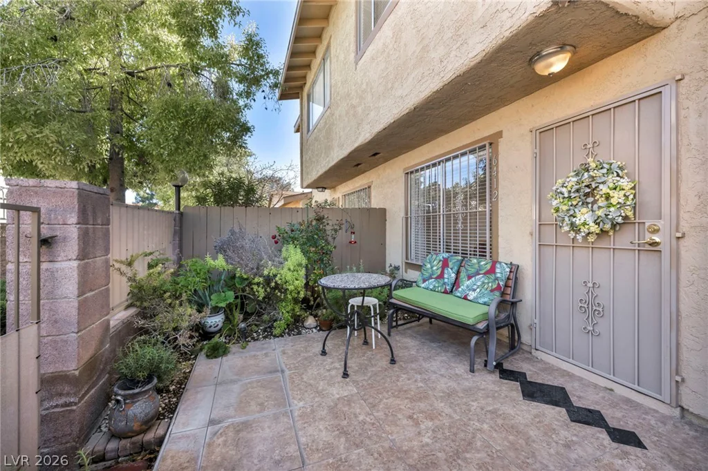 6412 Big Pine, Las Vegas, NV 89108