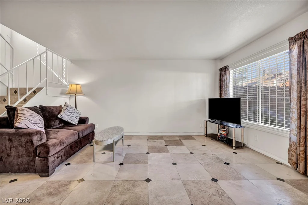 6412 Big Pine, Las Vegas, NV 89108