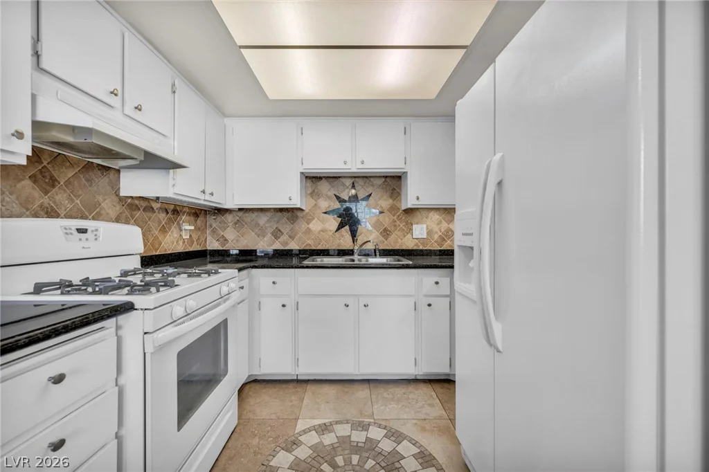 6412 Big Pine, Las Vegas, NV 89108