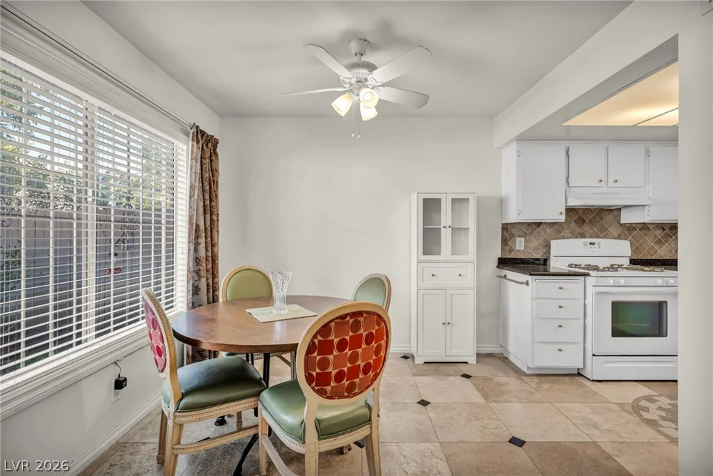 6412 Big Pine, Las Vegas, NV 89108