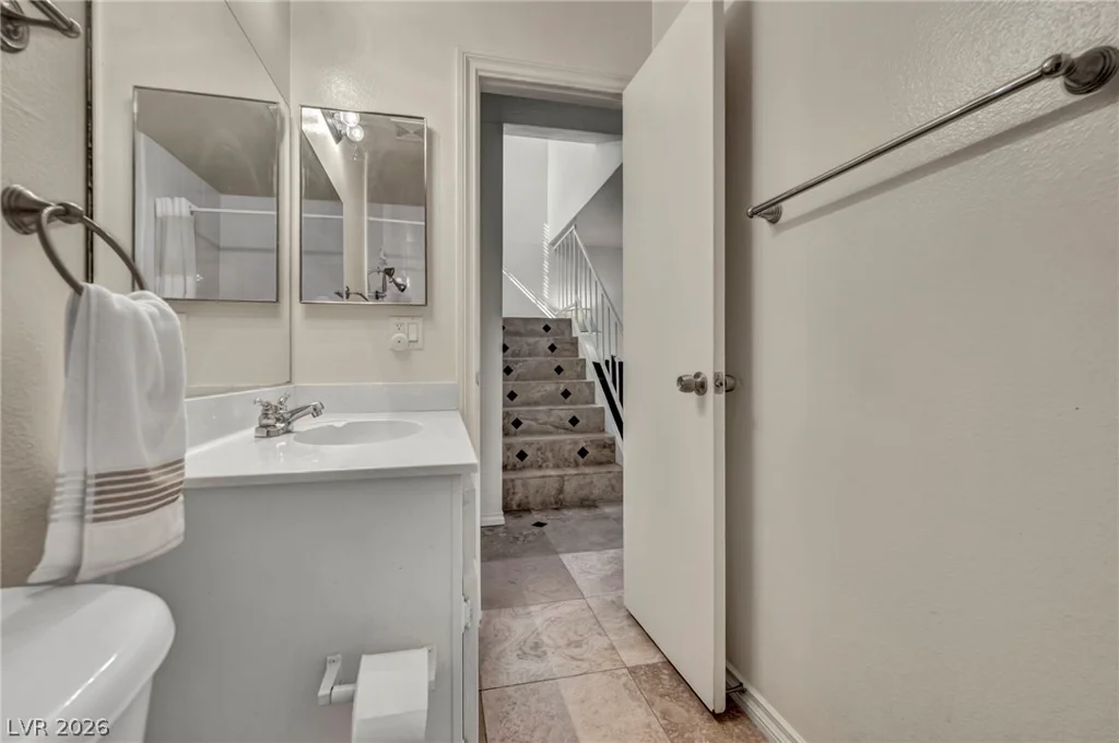 6412 Big Pine, Las Vegas, NV 89108