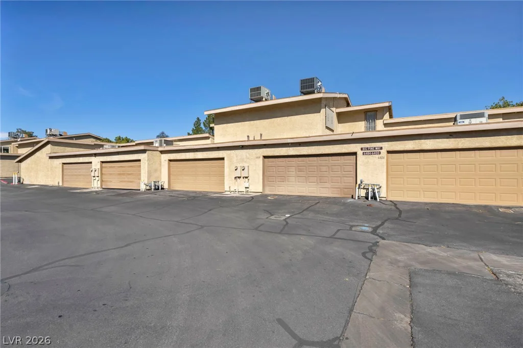 6412 Big Pine, Las Vegas, NV 89108
