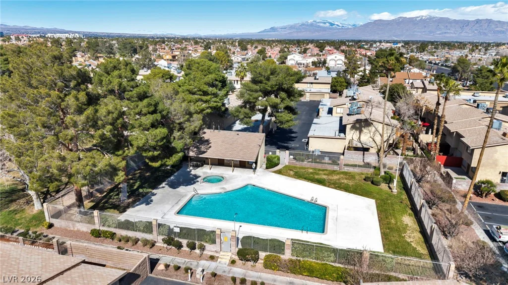 6412 Big Pine, Las Vegas, NV 89108