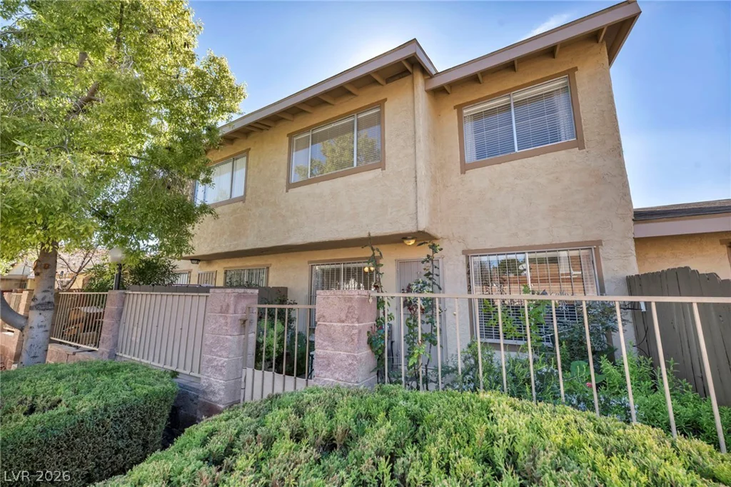 6412 Big Pine, Las Vegas, NV 89108