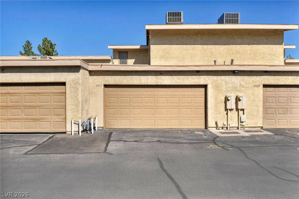 6412 Big Pine, Las Vegas, NV 89108