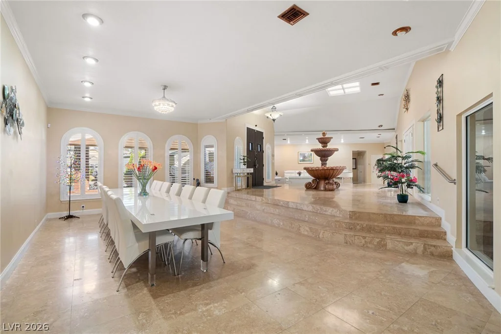 2525 Driftwood, Las Vegas, NV 89107