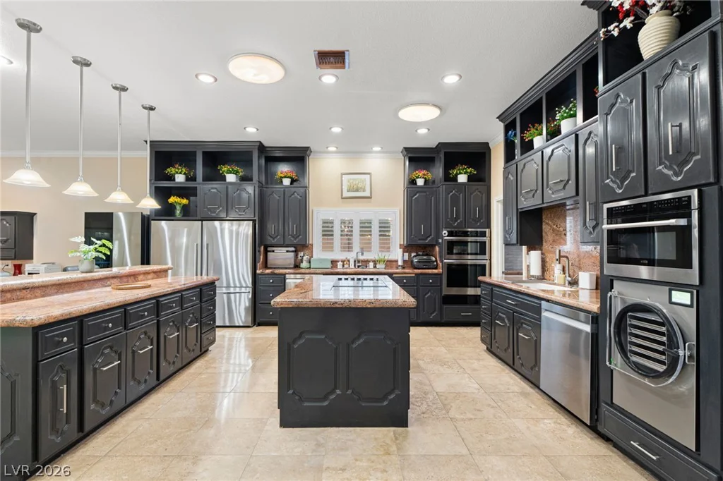 2525 Driftwood, Las Vegas, NV 89107