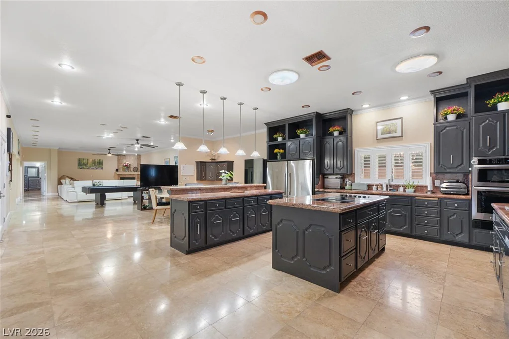 2525 Driftwood, Las Vegas, NV 89107