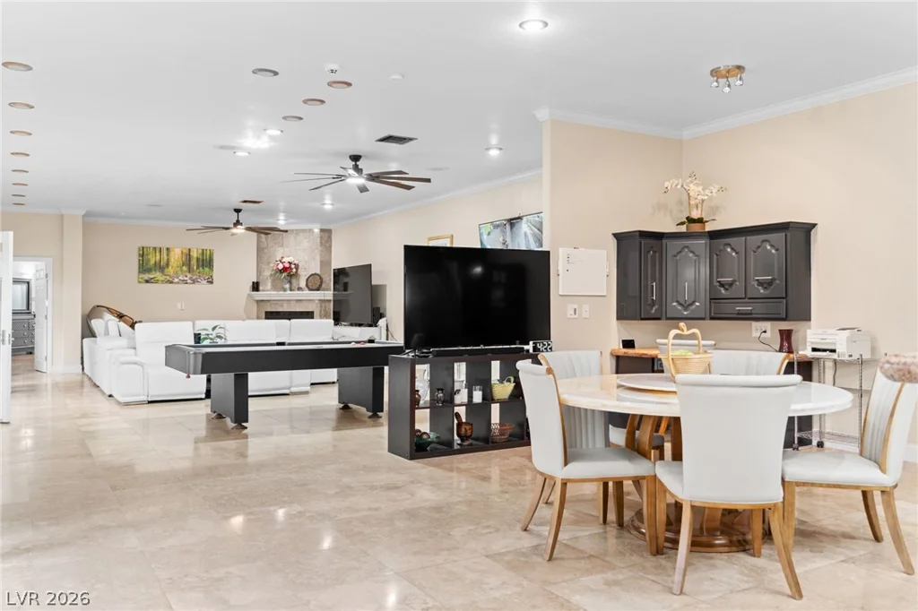 2525 Driftwood, Las Vegas, NV 89107