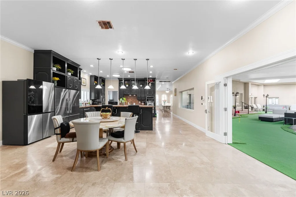 2525 Driftwood, Las Vegas, NV 89107