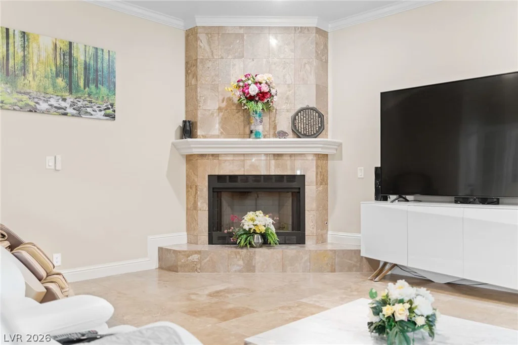 2525 Driftwood, Las Vegas, NV 89107