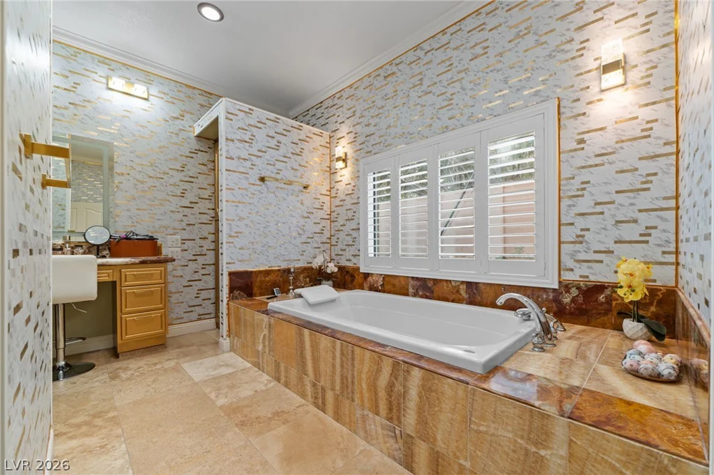 2525 Driftwood, Las Vegas, NV 89107
