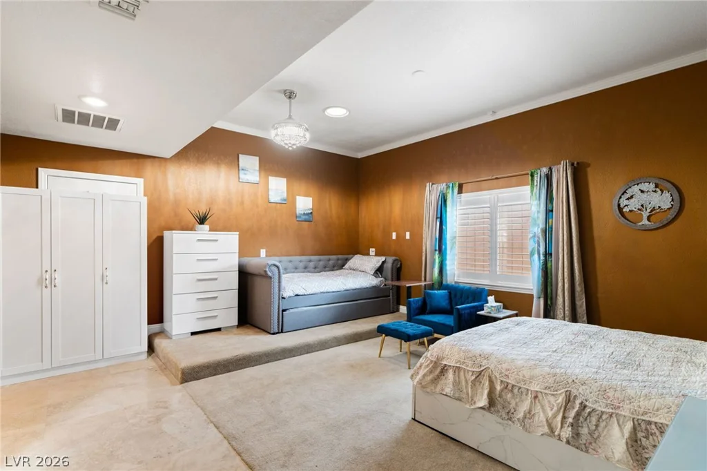 2525 Driftwood, Las Vegas, NV 89107
