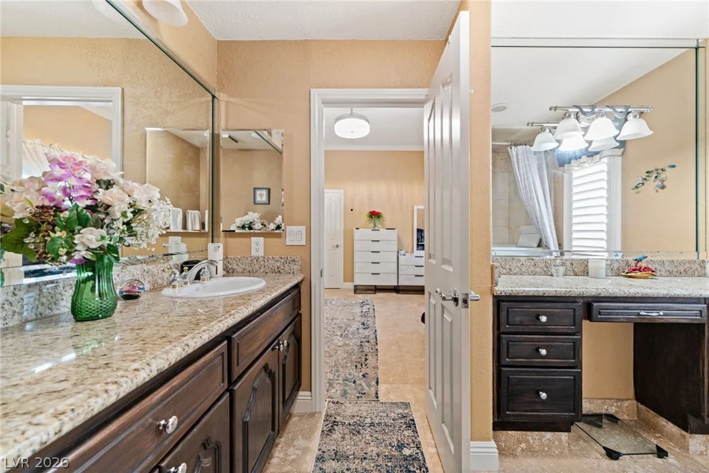 2525 Driftwood, Las Vegas, NV 89107