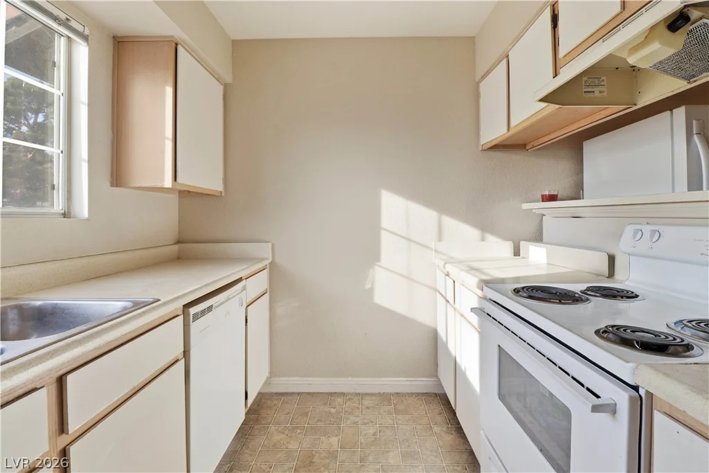 2750 Durango, Las Vegas, NV 89117