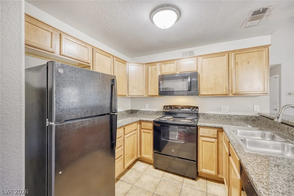 3145 Flamingo, Las Vegas, NV 89121