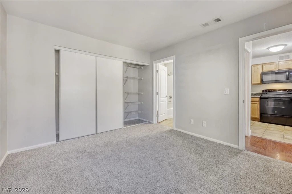 3145 Flamingo, Las Vegas, NV 89121