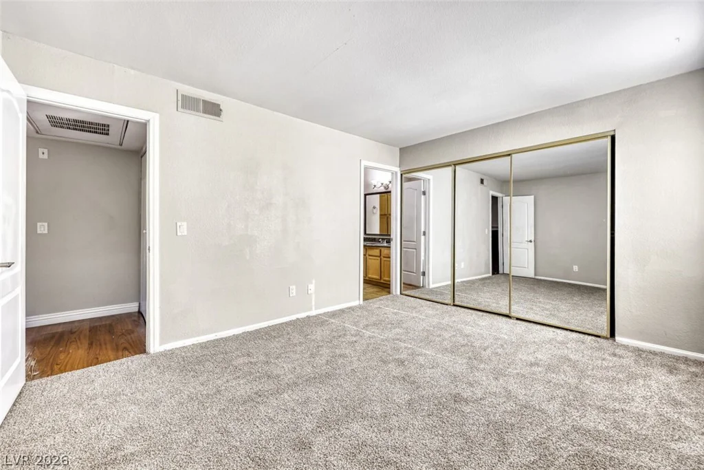 3145 Flamingo, Las Vegas, NV 89121