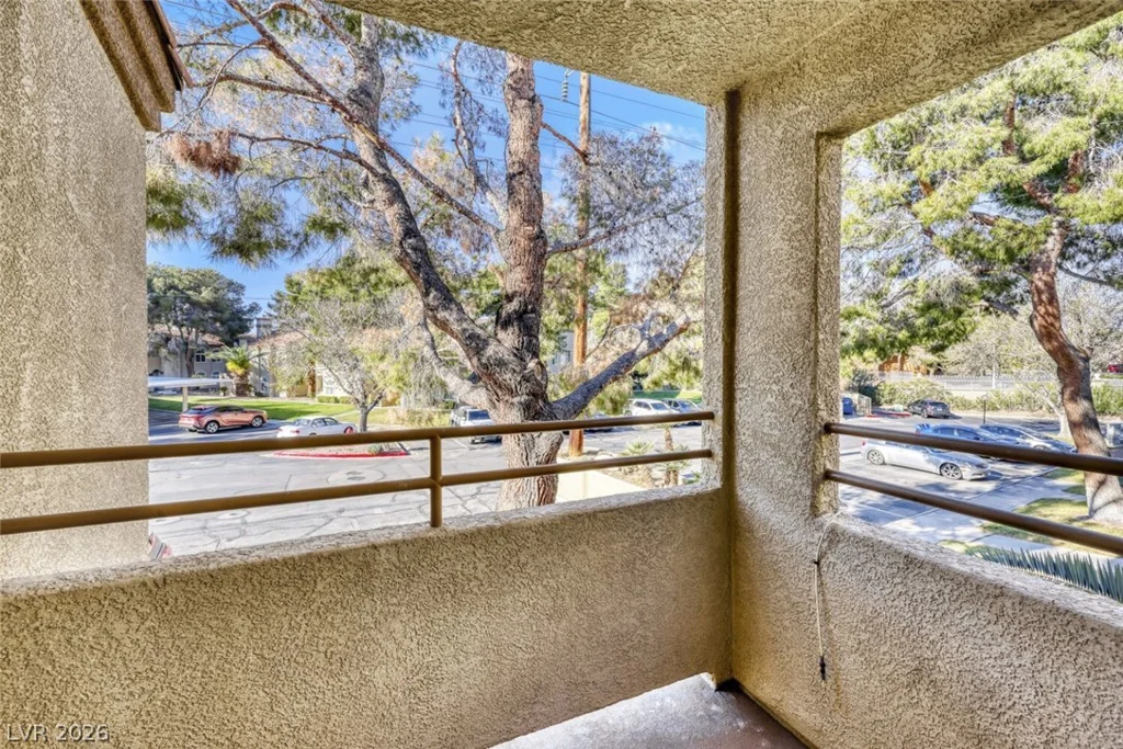 3145 Flamingo, Las Vegas, NV 89121