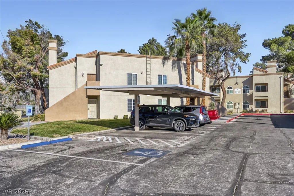 3145 Flamingo, Las Vegas, NV 89121