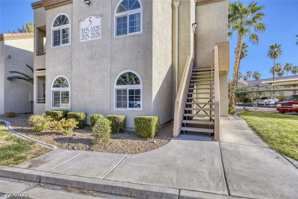 3145 Flamingo, Las Vegas, NV 89121