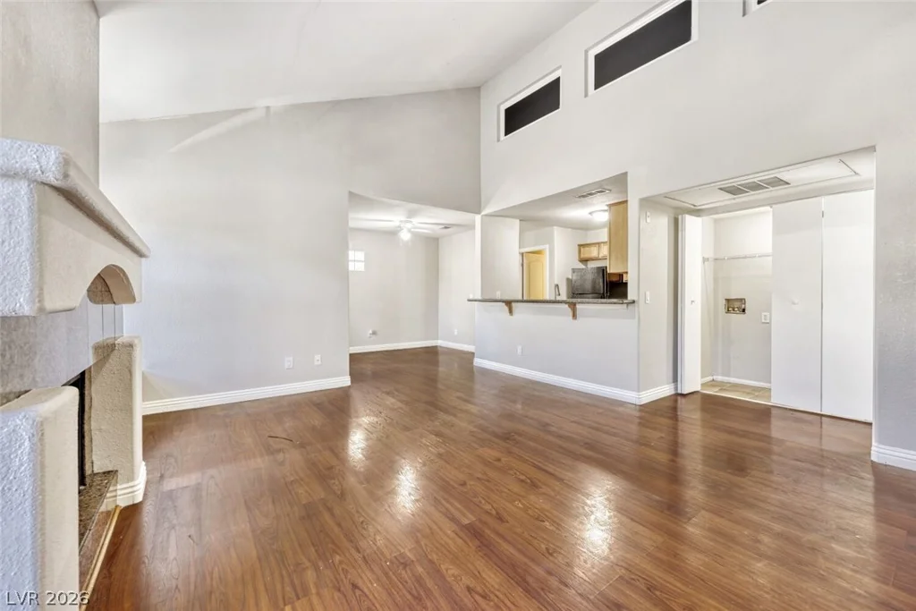 3145 Flamingo, Las Vegas, NV 89121