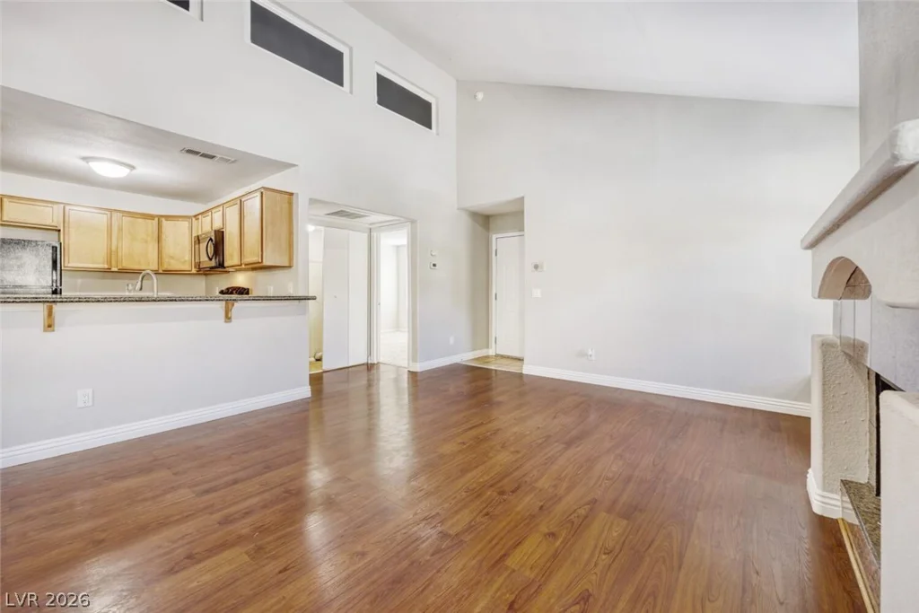 3145 Flamingo, Las Vegas, NV 89121
