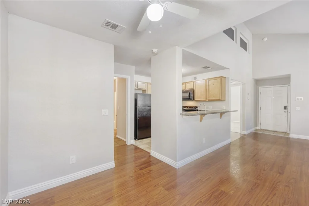 3145 Flamingo, Las Vegas, NV 89121
